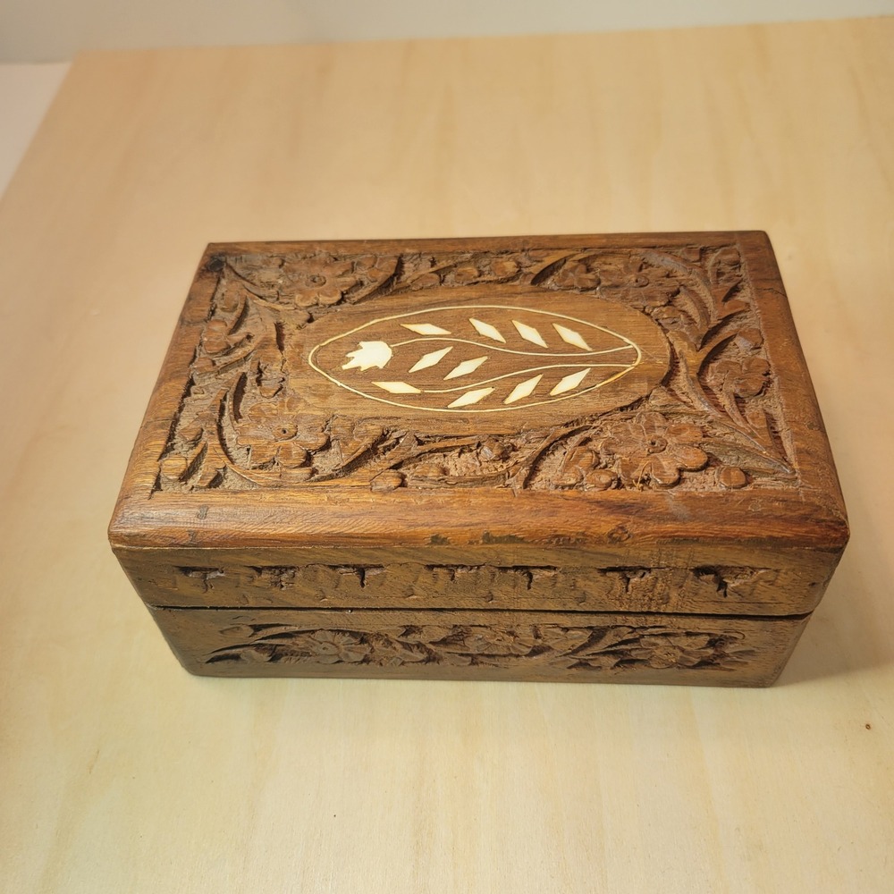 Vintage Carved Wood Trinket Box Jewelry Keepsake‎ Decorative Storage India